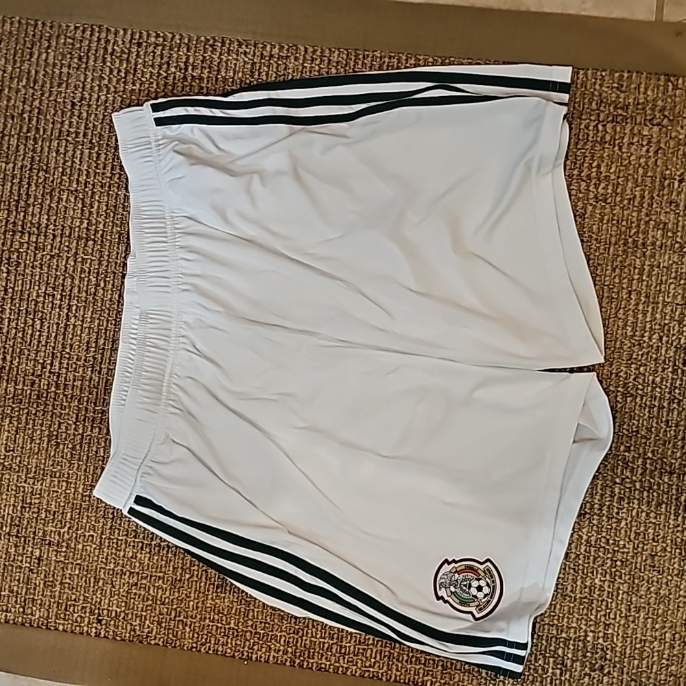 MEN'S SOCCER NEW SHORTS ADDIDAS WHITE 2XL